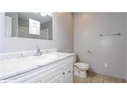 115 Sproule Drive, Barrie, ON - Indoor Photo Showing Bathroom