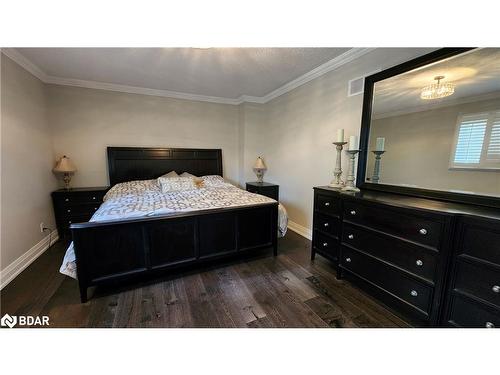 57 Chartwell Crescent, Keswick, ON - Indoor Photo Showing Bedroom