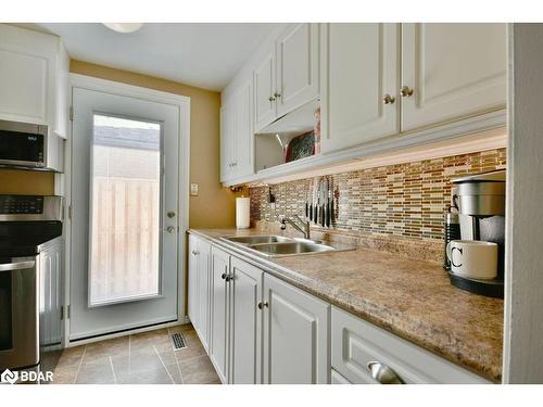 624 Bayview Drive, Midland, ON - Indoor Photo Showing Kitchen With Double Sink