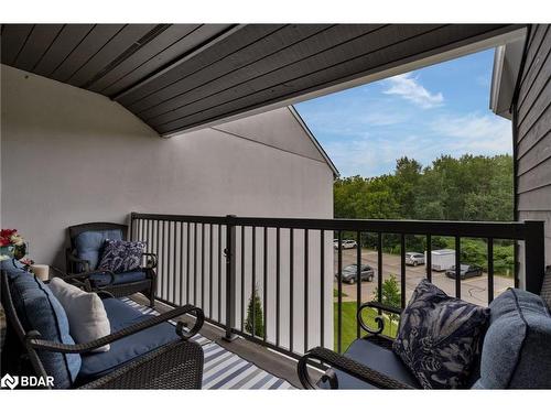 303-1102 Horseshoe Valley Road W, Horseshoe Valley, ON - Outdoor With Balcony With Exterior