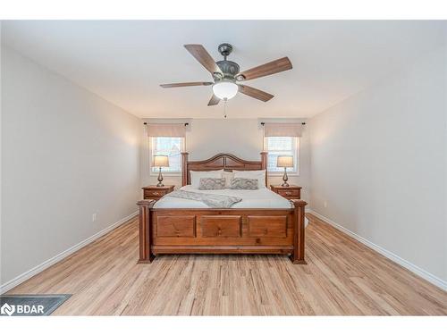 1524 Mount Stephen Road, Coldwater, ON - Indoor Photo Showing Bedroom