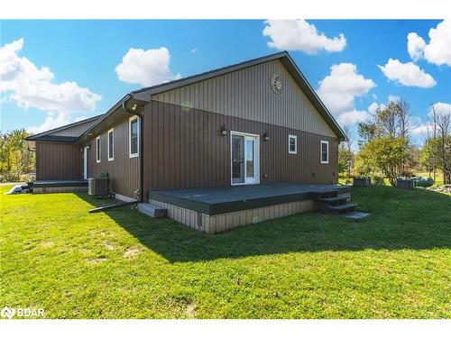 1524 Mount Stephen Road, Coldwater, ON - Outdoor