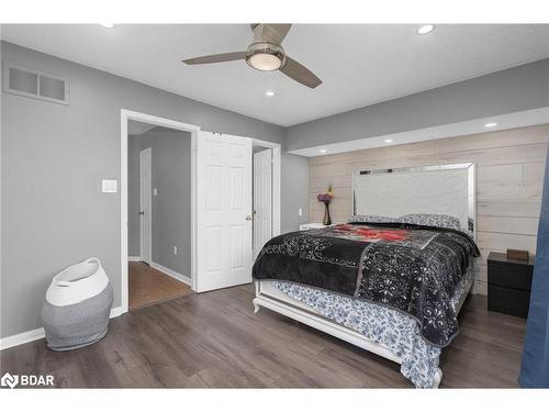 8 Ridwell Street, Barrie, ON - Indoor Photo Showing Bedroom