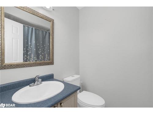 8 Ridwell Street, Barrie, ON - Indoor Photo Showing Bathroom