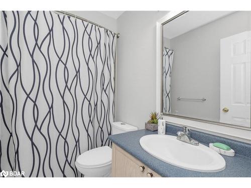 8 Ridwell Street, Barrie, ON - Indoor Photo Showing Bathroom