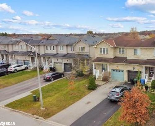 27 Admiral Crescent, Angus, ON - Outdoor With Facade