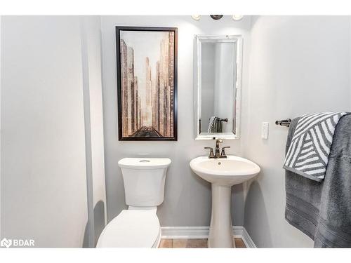 121 Nicholson Drive, Barrie, ON - Indoor Photo Showing Bathroom