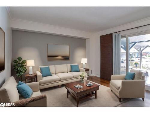 14-30 Laguna Parkway, Brechin, ON - Indoor Photo Showing Living Room