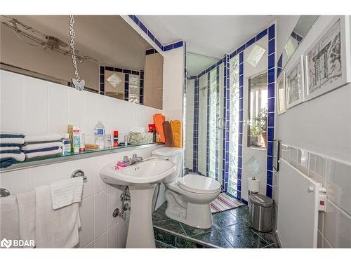 15 Hill Street, Flesherton, ON - Indoor Photo Showing Bathroom