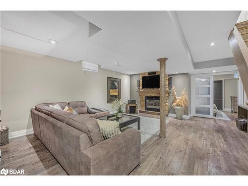 15 Cityview Circle, Barrie, ON - Indoor With Fireplace