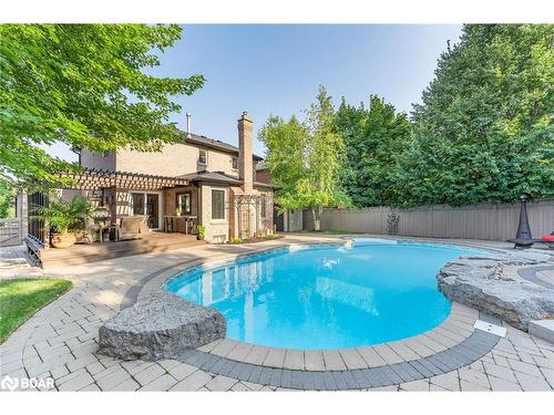 15 Cityview Circle, Barrie, ON - Outdoor With In Ground Pool With Deck Patio Veranda With Backyard