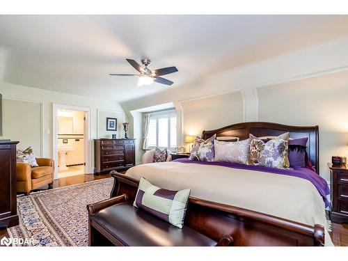 60 High Street, Barrie, ON - Indoor Photo Showing Bedroom