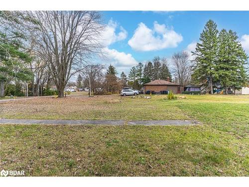 58 Jonas Street, Angus, ON 