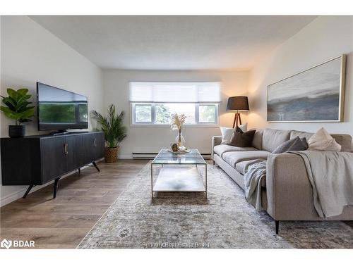 2644 Dorsett Drive, Sudbury, ON - Indoor Photo Showing Living Room