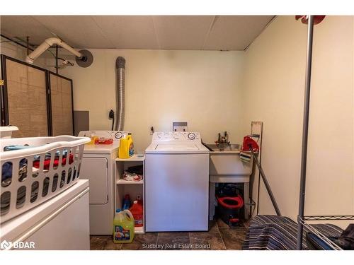 2644 Dorsett Drive, Sudbury, ON - Indoor Photo Showing Laundry Room