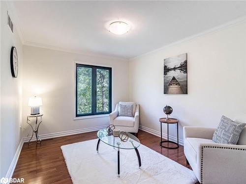 355 Golf Links Road, Ancaster, ON - Indoor Photo Showing Living Room