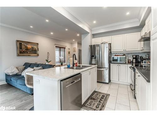 104 Stanley Street, Barrie, ON - Indoor Photo Showing Kitchen With Double Sink With Upgraded Kitchen