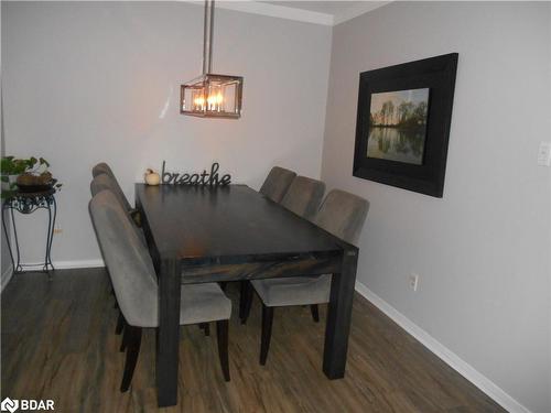 E4-167 Edgehill Drive, Barrie, ON - Indoor Photo Showing Dining Room