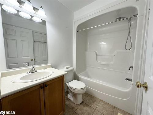 509 Mariner Drive, Waterloo, ON - Indoor Photo Showing Bathroom