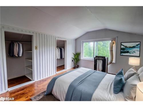 63 Bradley Street, St. Catharines, ON - Indoor Photo Showing Bedroom