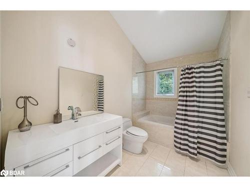 1616 Twelve Mile Lake Road, Minden, ON - Indoor Photo Showing Bathroom