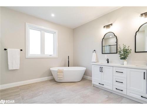 1250 Old Parry Sound Road, Utterson, ON - Indoor Photo Showing Bathroom