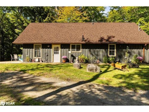 1150 Whites Road, Port Carling, ON - Outdoor