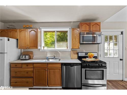 1150 Whites Road, Port Carling, ON - Indoor Photo Showing Kitchen