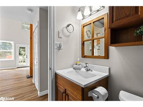 1150 Whites Road, Port Carling, ON - Indoor Photo Showing Bathroom