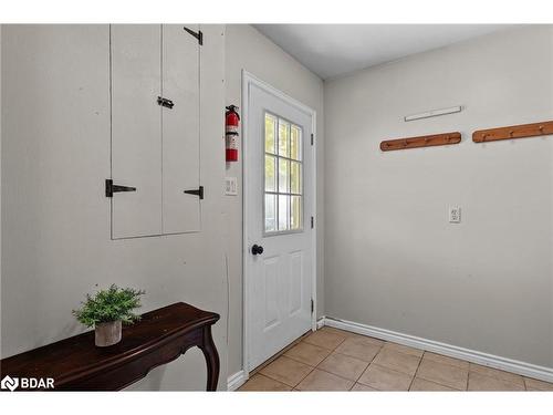 1150 Whites Road, Port Carling, ON - Indoor Photo Showing Other Room