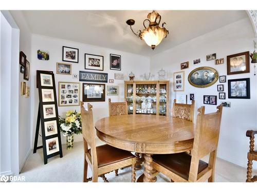 405-414 Blake Street, Barrie, ON - Indoor Photo Showing Dining Room