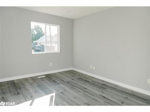 673 Knox Avenue, Hamilton, ON - Indoor Photo Showing Other Room