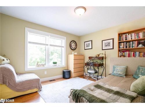 52 Drummond Drive, Penetanguishene, ON - Indoor Photo Showing Bedroom