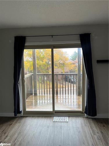 8-3 Sawmill Road, Barrie, ON - Indoor Photo Showing Other Room