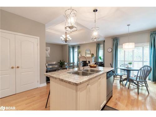 107 Cumming Drive, Barrie, ON - Indoor Photo Showing Kitchen With Double Sink