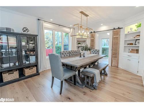 68 Dundonald Street, Barrie, ON - Indoor Photo Showing Dining Room