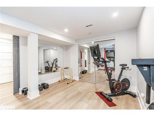 68 Dundonald Street, Barrie, ON - Indoor Photo Showing Gym Room