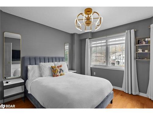 36 Stapleton Place, Barrie, ON - Indoor Photo Showing Bedroom