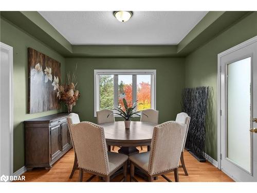 36 Stapleton Place, Barrie, ON - Indoor Photo Showing Dining Room