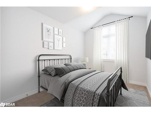 1035 Cook Drive, Midland, ON - Indoor Photo Showing Bedroom