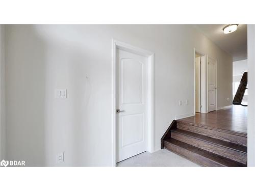 3067 Sandy Acres Avenue, Severn, ON - Indoor Photo Showing Other Room