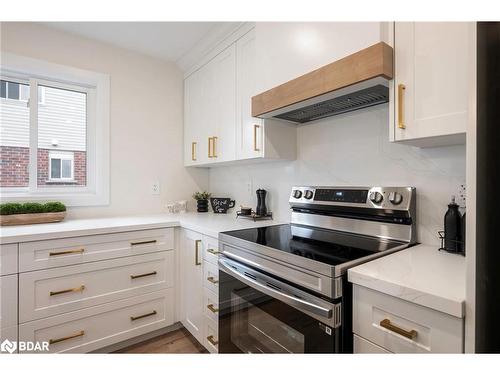 195 Sheffield Street, Dundalk, ON - Indoor Photo Showing Kitchen With Upgraded Kitchen