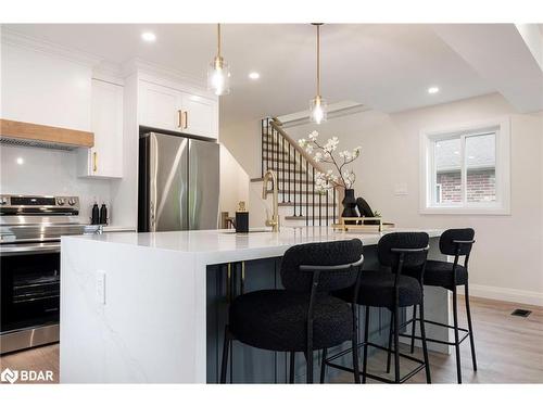 195 Sheffield Street, Dundalk, ON - Indoor Photo Showing Kitchen With Upgraded Kitchen