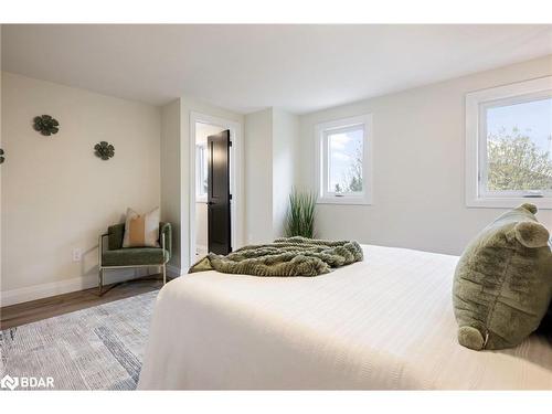 195 Sheffield Street, Dundalk, ON - Indoor Photo Showing Bedroom