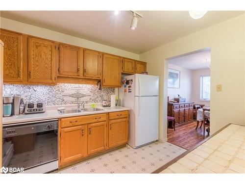 36 Champlain Crescent, Peterborough, ON - Indoor Photo Showing Kitchen With Double Sink