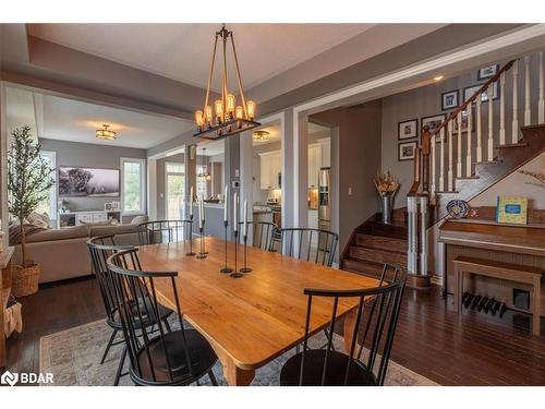 117 Collier Crescent, Essa, ON - Indoor Photo Showing Dining Room