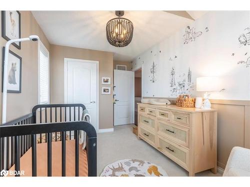 117 Collier Crescent, Essa, ON - Indoor Photo Showing Bedroom