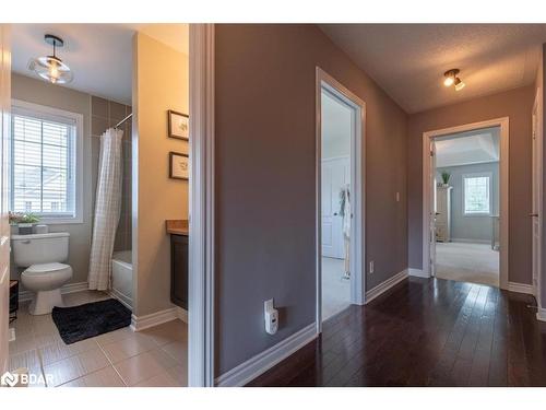 117 Collier Crescent, Essa, ON - Indoor