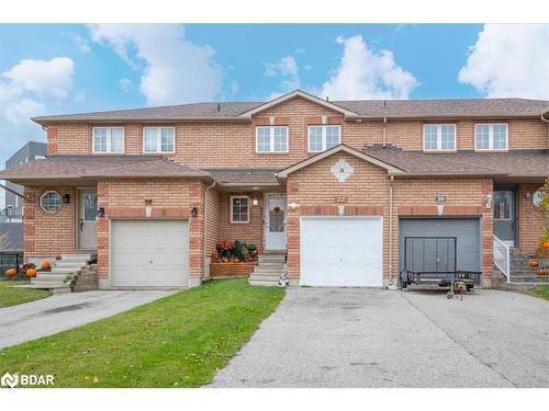 22 Mccausland Court, Barrie, ON - Outdoor With Facade