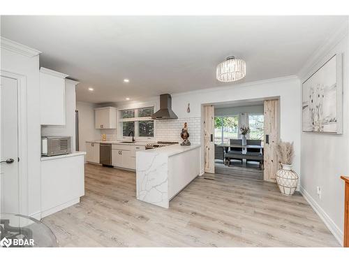 588300 County Road 17, Mulmur, ON - Indoor Photo Showing Kitchen